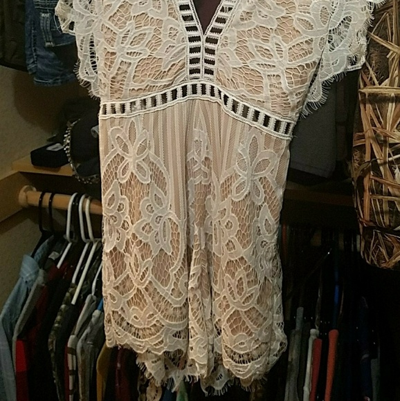 Romper - Picture 2 of 3